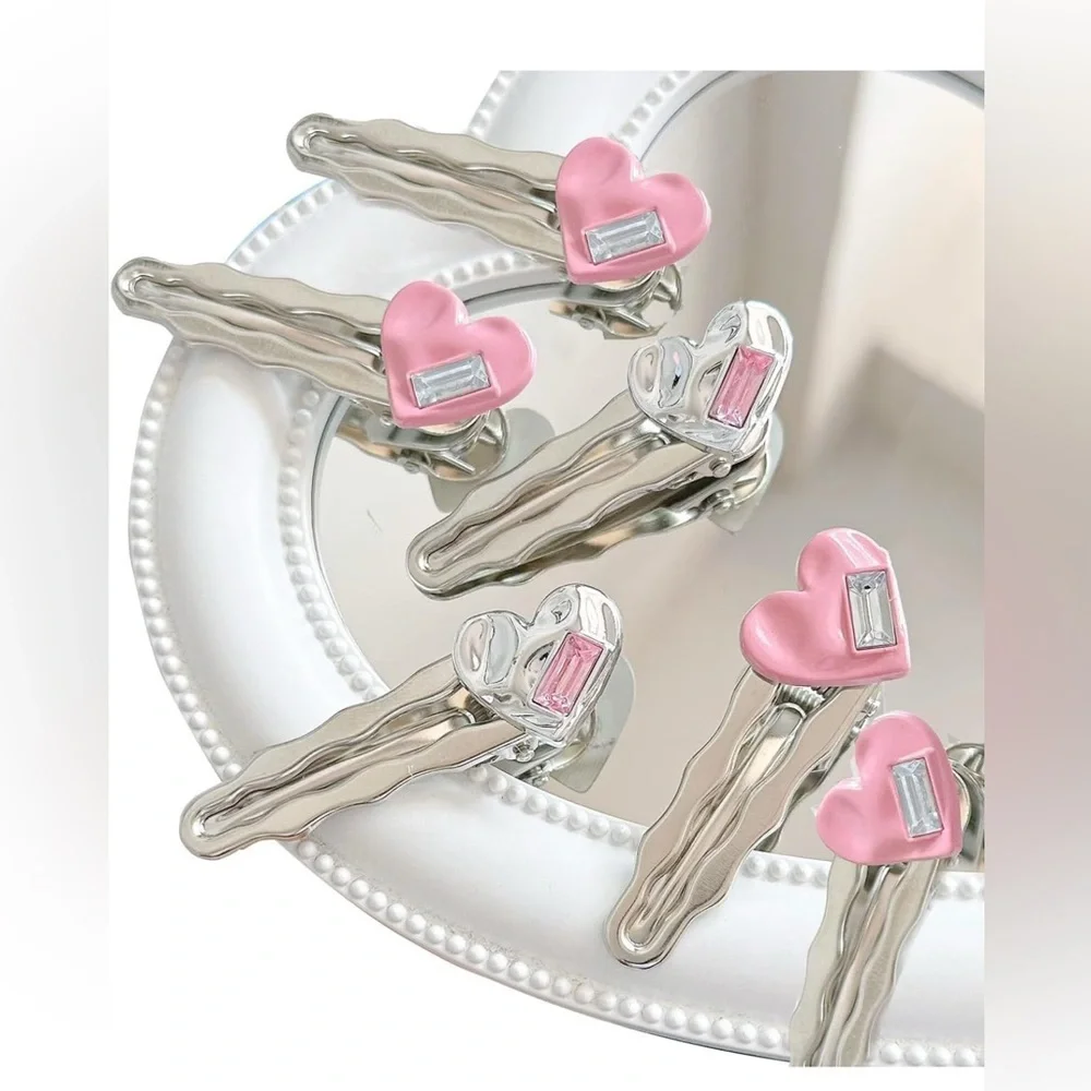 8 pack New Brand: Loizziuy Heart Bow Heart Hair Barrettes